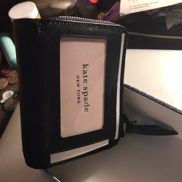 Kate Spade Small L-Zip Bifold Wallet in Black - Picture 3 of 8